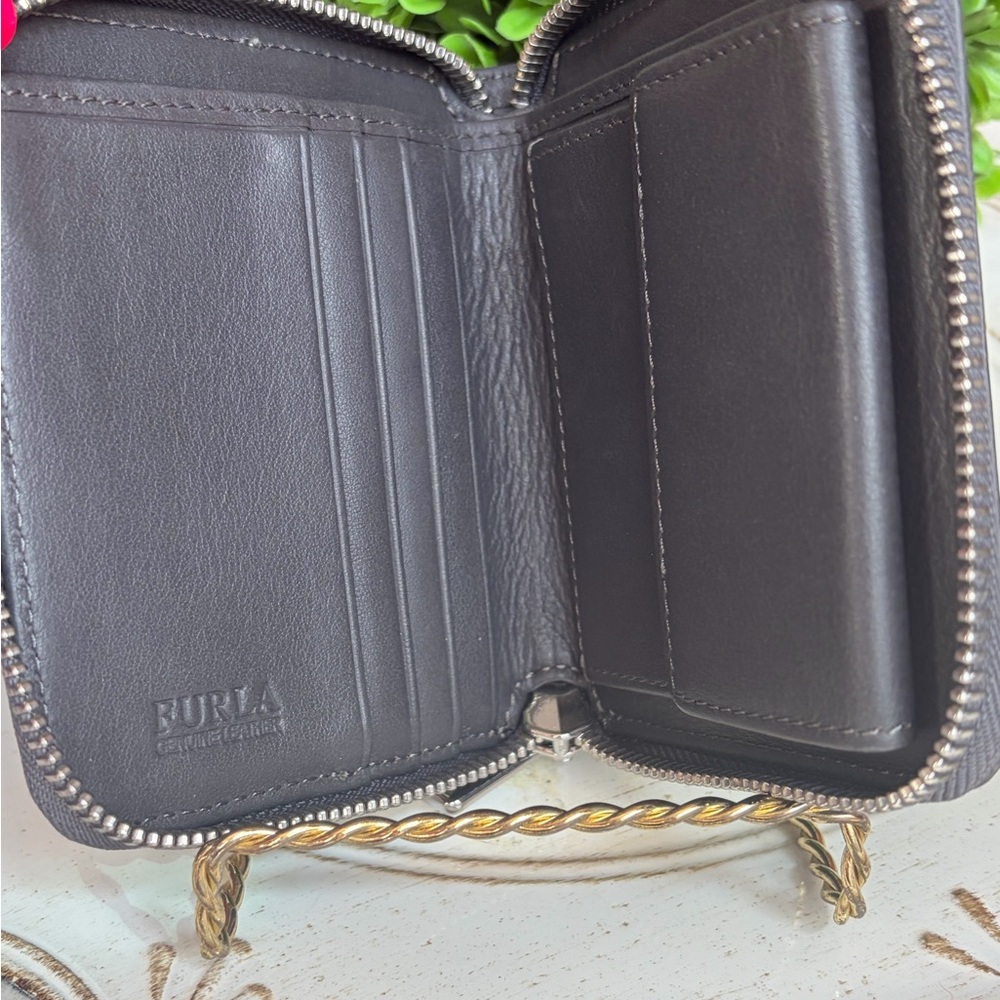 Furla Silver and Gray color block zippy Wallet with shopper tote - Picture 8 of 16